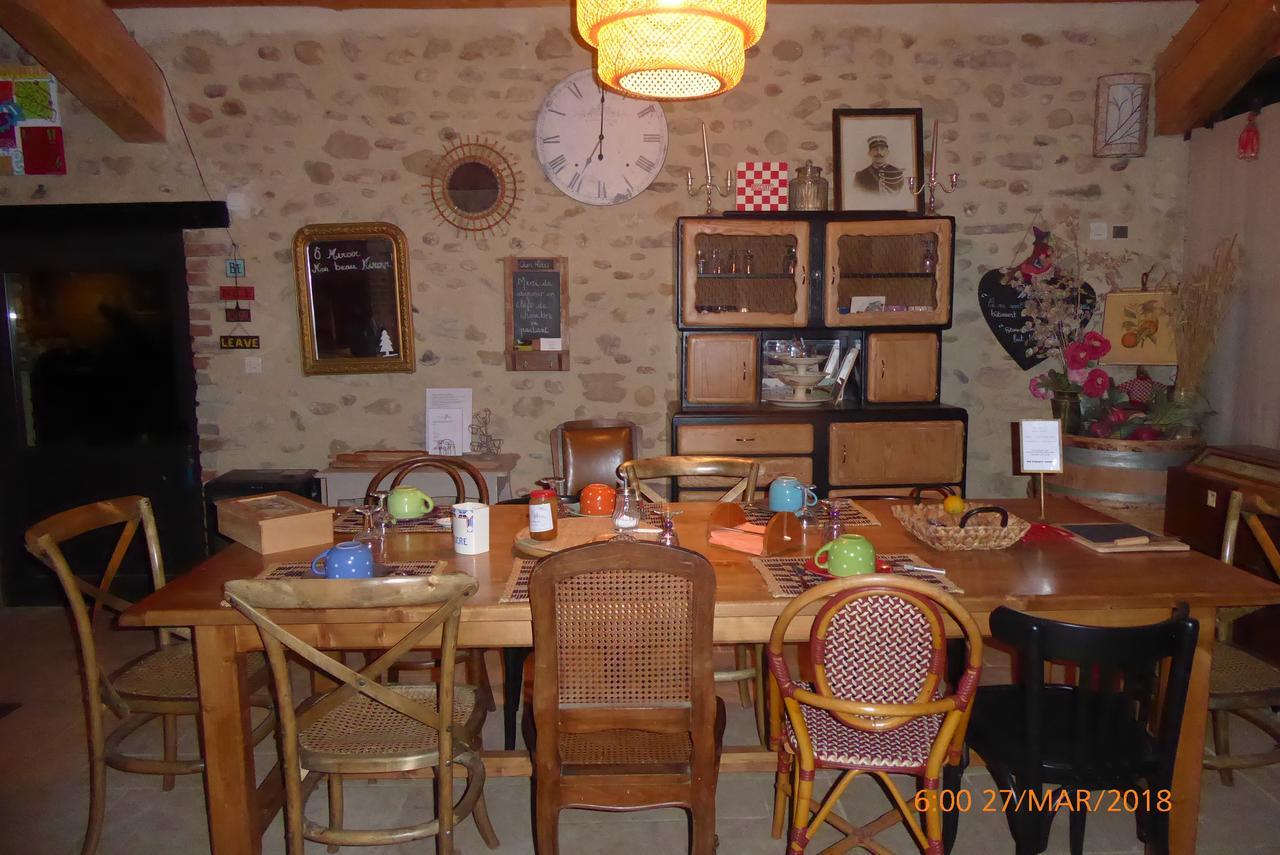Chambres d'hôtes Les 7 Semaines Chantemerle-les-Blés Exterior foto